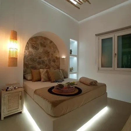 Nian Cycladic